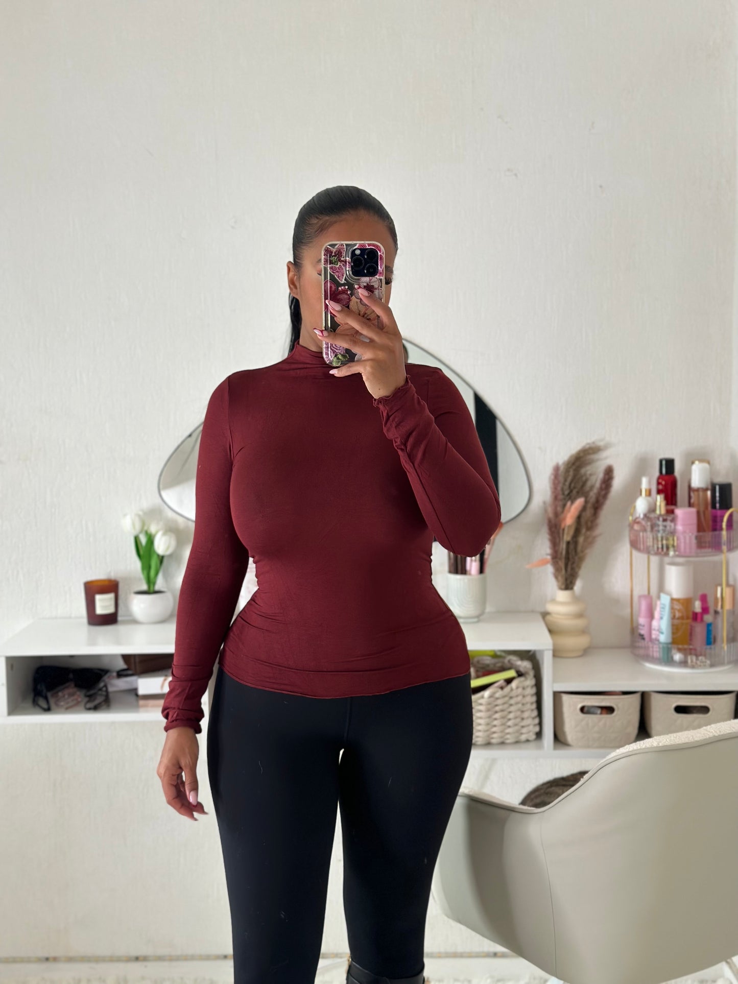 Top bordeaux fin et extensible