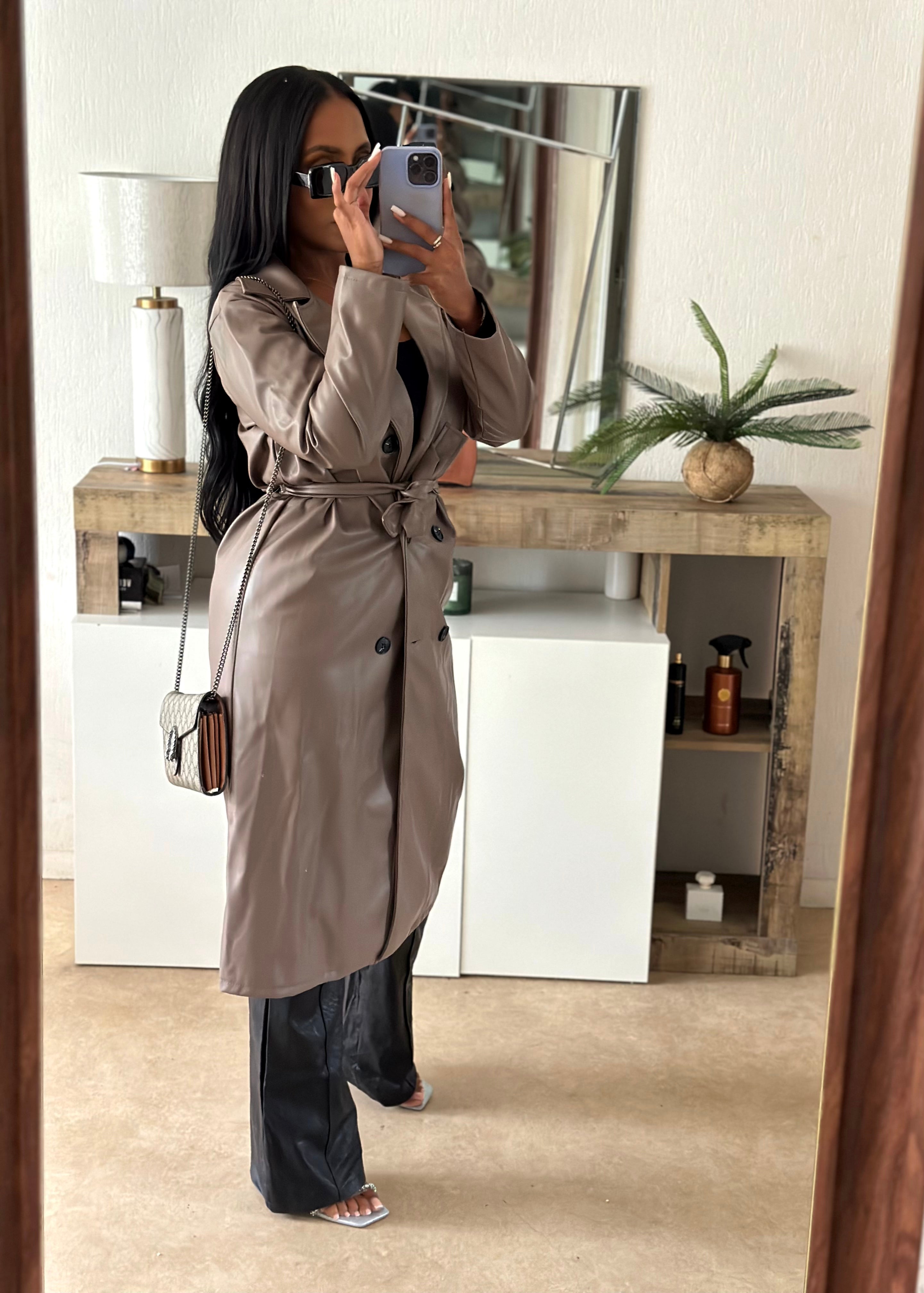 Trench simili cuir gris maronné