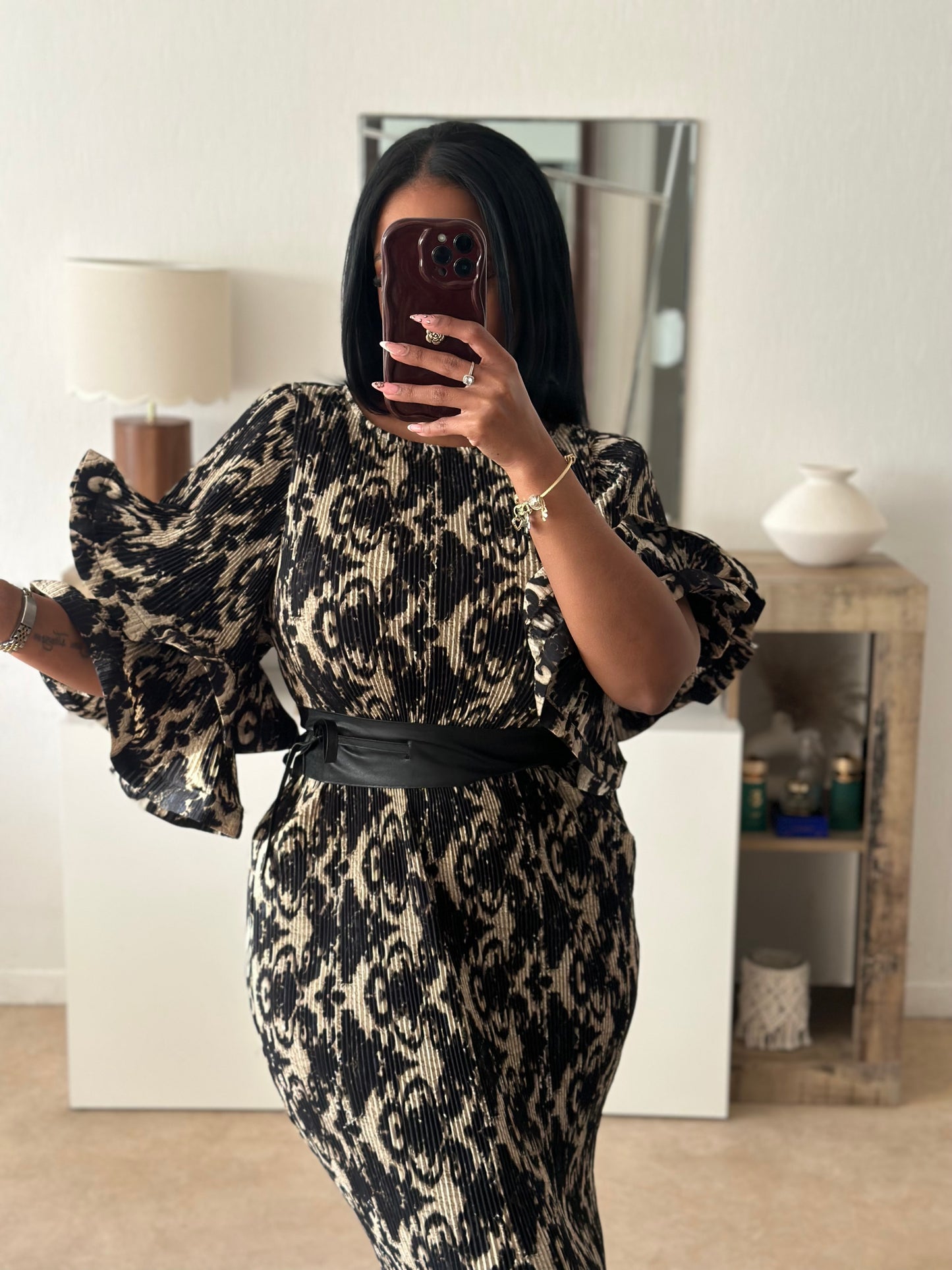 Robe HIND noir(vendu avec ceinture)