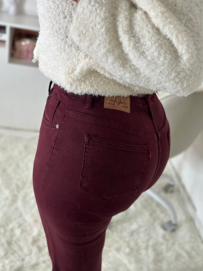 Jean extensible bordeaux prune