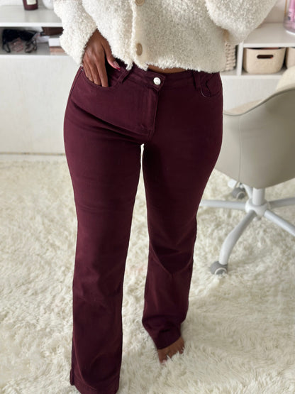 Jean extensible bordeaux prune
