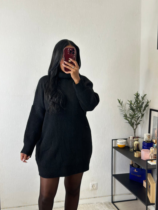 Robe pull basic noir